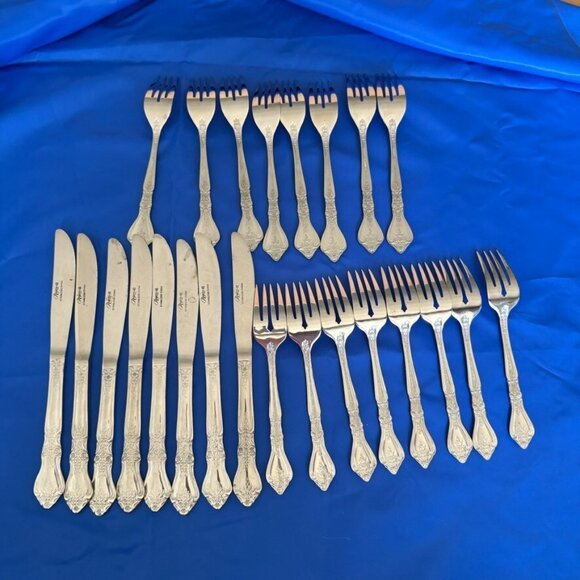 Beautiful Vintage Rogers Co "4 Flower Floral" Stainless Flatware Forks Knife Lot - Picture 6 of 15